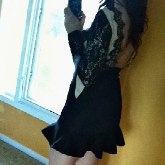 Black and white eyelash lace backless dress - Picture 3 of 7