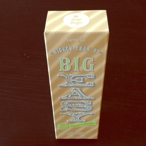 Benefit Big Easy (06 Deep Beige)