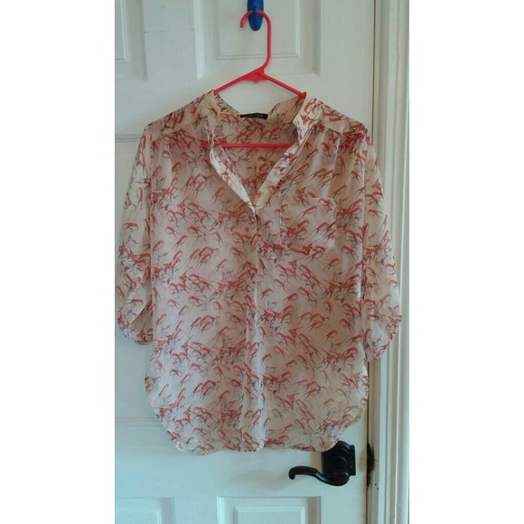 Loose-Fit Flowy Birdy Blouse