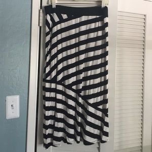 Black & White Assymetric Striped Skirt