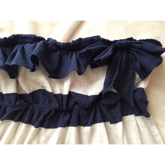 Navy & White ruffle tube top