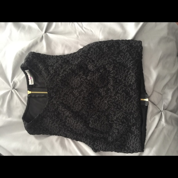 Crop top