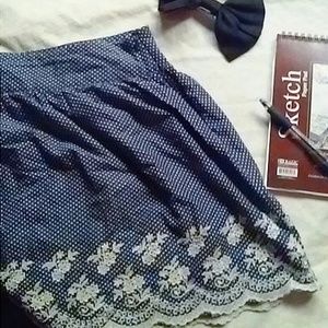 🔹dark blue dotted skirt