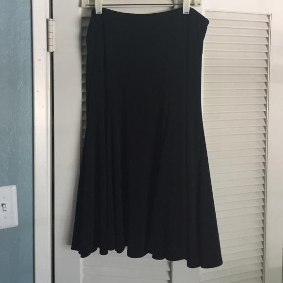 Black skirt