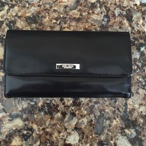 Nine West Wallet.