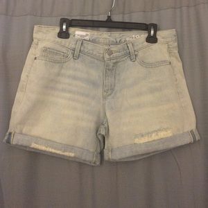 Gap Sexy Boyfriend Jean Shorts - 29