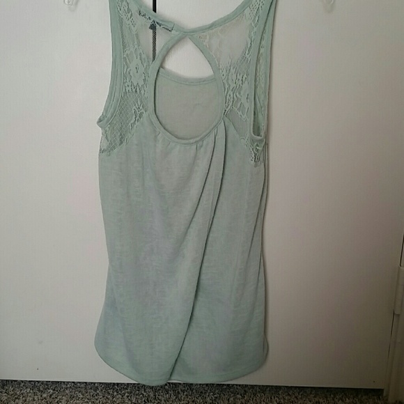 Green studded tank - Picture 2 of 4