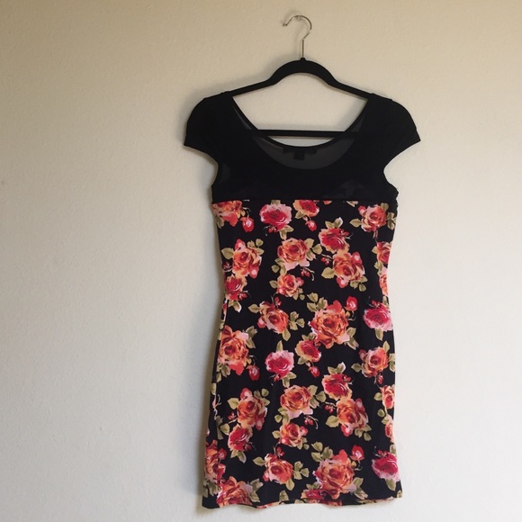 🌺F21 Floral Bodycon Dress🌺 - Picture 2 of 4