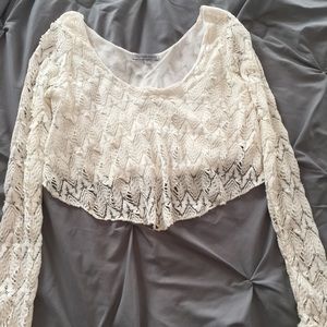 Long sleeve crop top