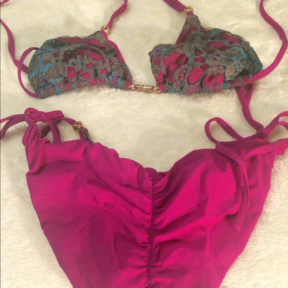 ❤️Traded❤️Beach Bunny Bikini - Picture 2 of 4