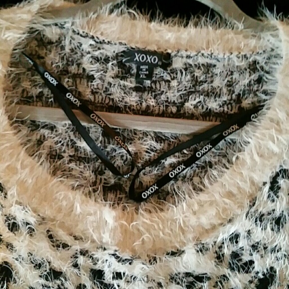 XOXO leopard print super soft sweater - Picture 3 of 4