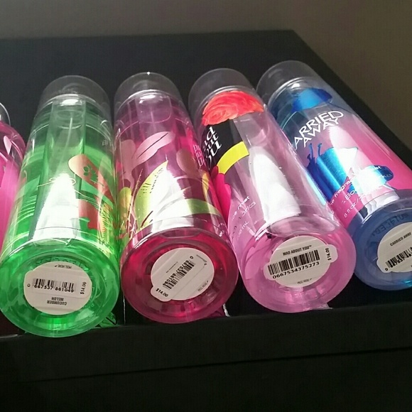 SOLD PUPLICY Bath & body works - Picture 3 of 3