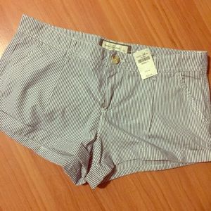 Abercrombie & Fitch stripped shorts