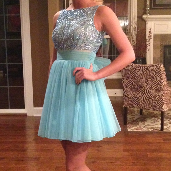 Sherri Hill size 2. - Picture 2 of 2