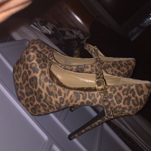 JustFab Pumps