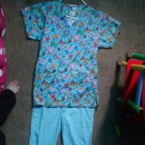 Scrubs NEVER WORN, Perfect for Spring or Summer