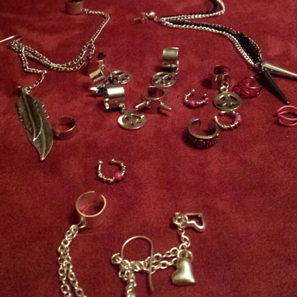 Jewelry - Picture 2 of 2