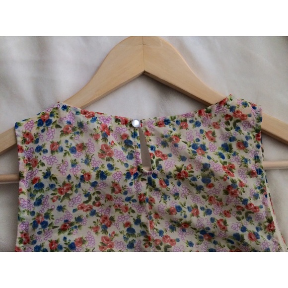 Long Floral Ruffle Tank Top - Picture 4 of 4