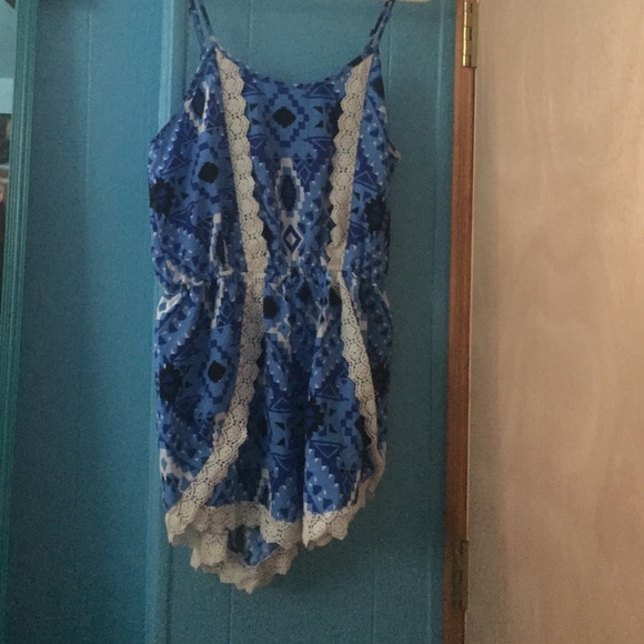 Blue tribal print Lacey romper ❌❌SALE TODAY ONLY❌❌
