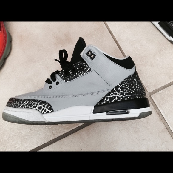 Wolf grey 3    Nike Barkley posite