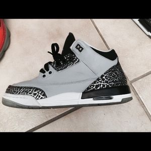 Wolf grey 3    Nike Barkley posite