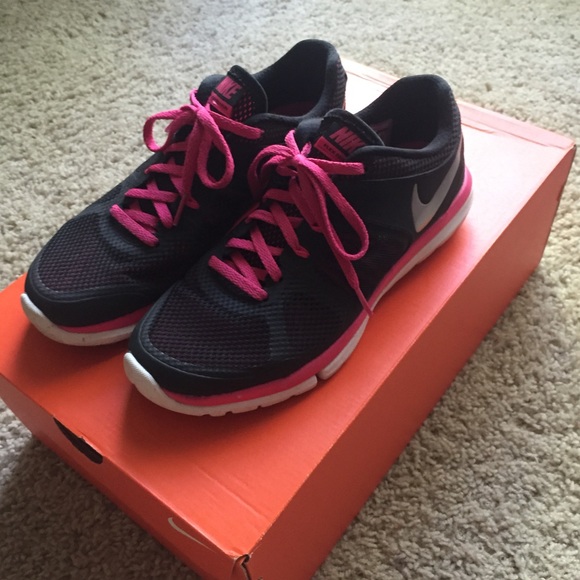 *Nike flex run