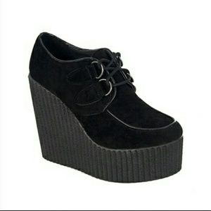Wedge Creepers
