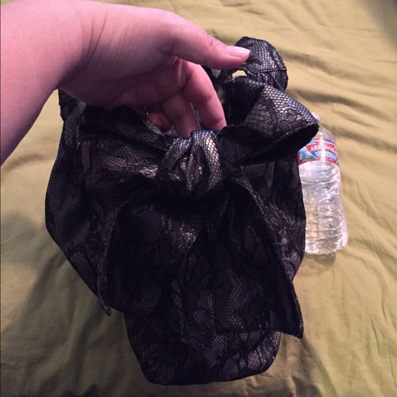 SALE Authentic Valentino Lace Nuage Bow Bag Italy - Picture 2 of 4