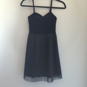 Pretty Black H&M Dress✨