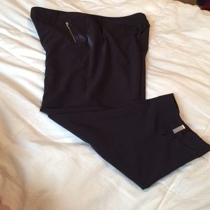 Moving in 1 week sale - great work capri pants