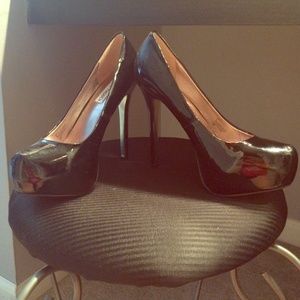 Steve Madden Nala Pumps