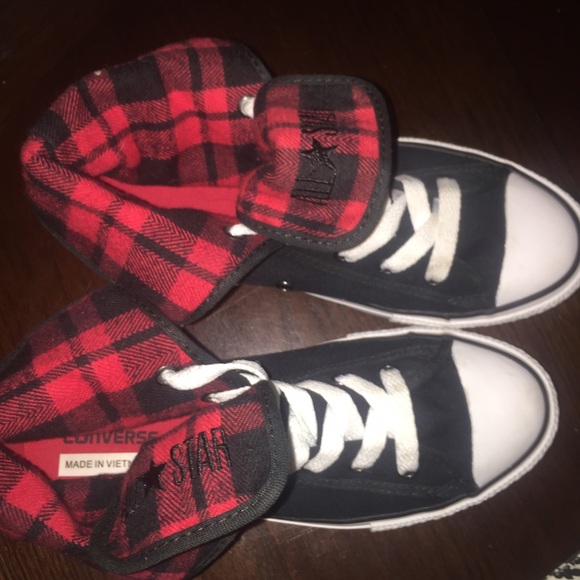 Hightop/ foldover black and plaid converse - Picture 3 of 4