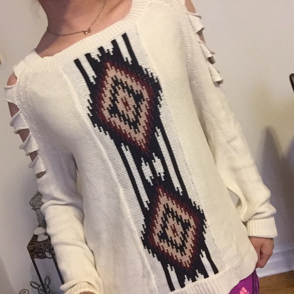 Knit jumper with slits down the sleeve - Picture 1 of 1