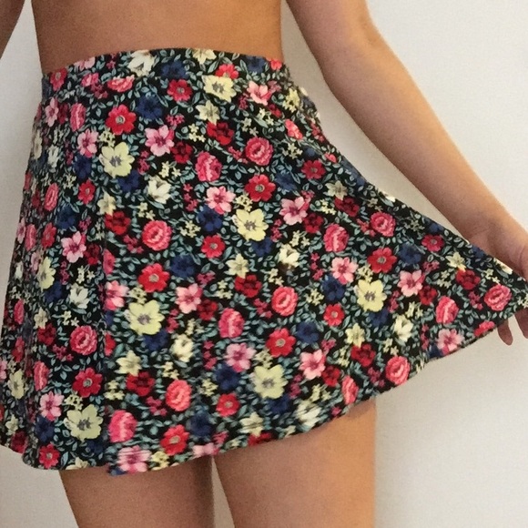 Floral skater skirt - Picture 1 of 2