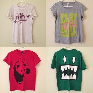 ❗ALL 16 TEES FOR $8❗️