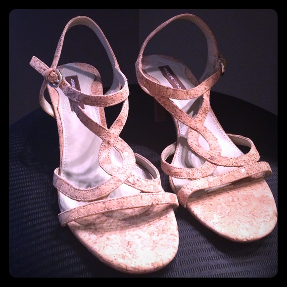 Adrienne Vittadini Sandals in Neutral Tan - Picture 1 of 3