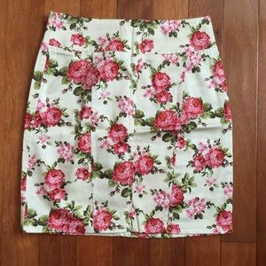 Forever 21 Floral Pencil Skirt