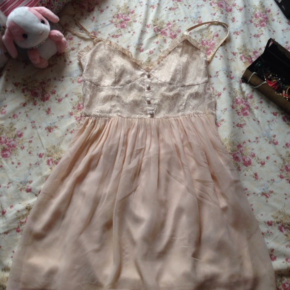 Adorable peach lace chiffon dress