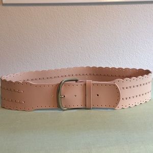 CAbi wide belt