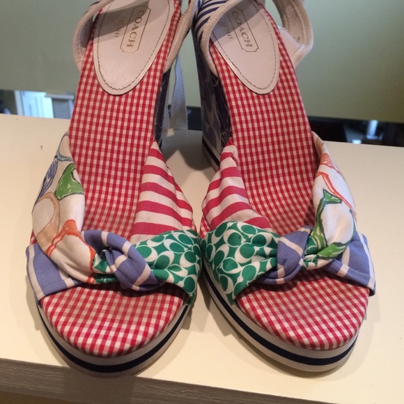Coach Wedges! - Picture 2 of 4