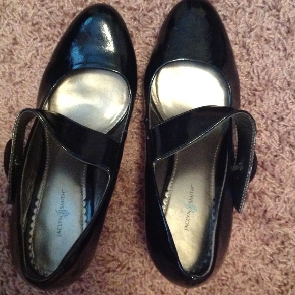 Jaclyn Smith Black Heels