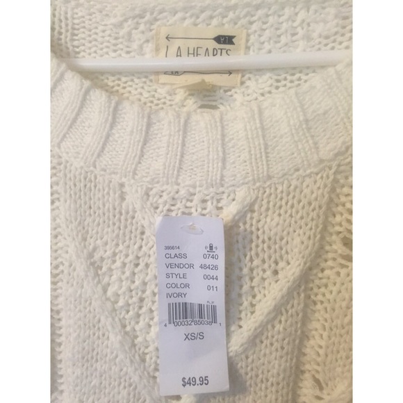 Sweater - Picture 3 of 4