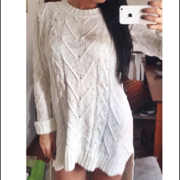 Sweater - Picture 4 of 4