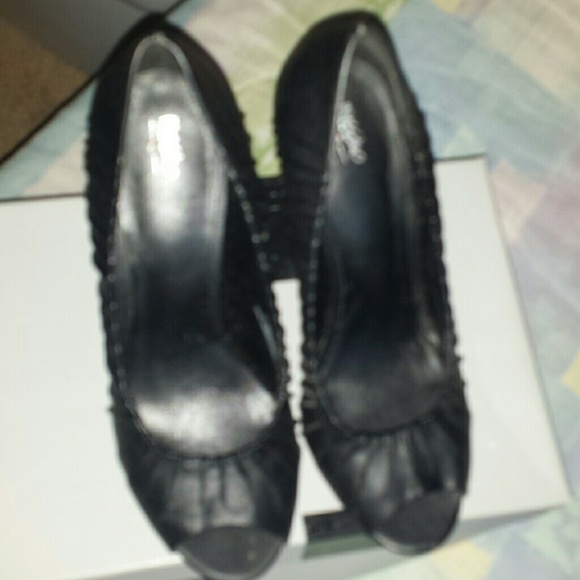 Heels ! - Picture 2 of 3