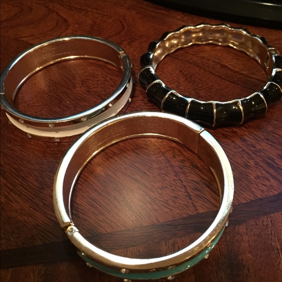 Teal, black, white bracelet