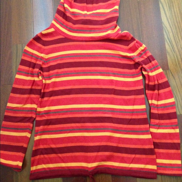 Nuala soft cotton turtle neck