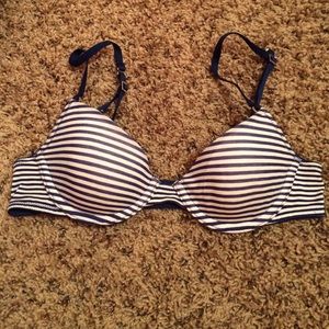 Victoria's Secret Pink T-Shirt Bra