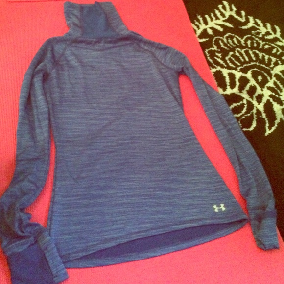 Underarmour turtleneck
