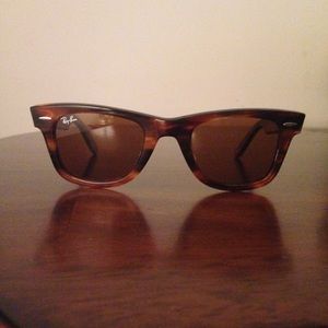 Ray-Ban Wayfarer Sunglasses