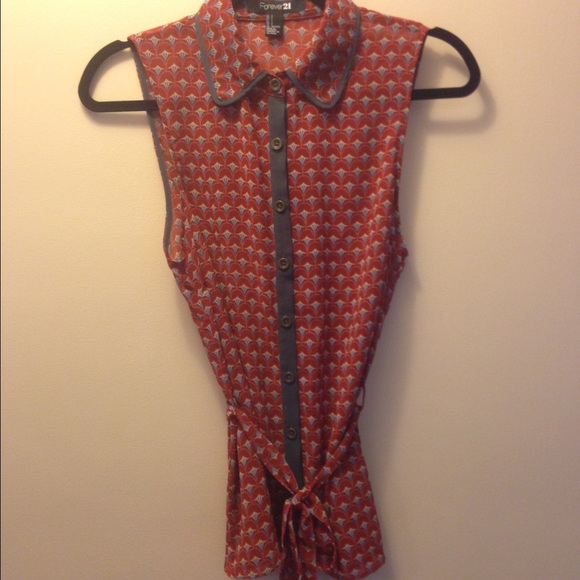 Collared button up bundle - Picture 2 of 4